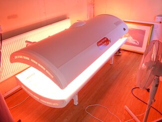 A sun bed suite run entirely by solar power! (c) Mike Doherty/TT