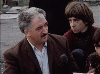 unnamed man and lad at Gypsy protest at Westminster – 21/10/68