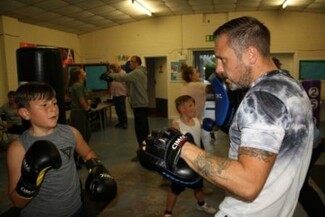 Gypsy from Poole puts non-contact boxing club on the road to success