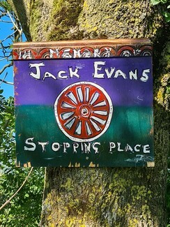  A memorial to Jack painted by Mick Davidson 