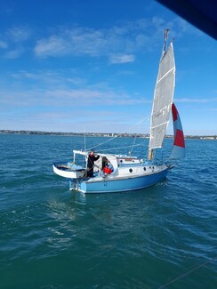 022 last trip away , returning home to LS Bay Auckland my little Yacht Midnight (junk rig