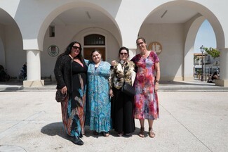 Kerensa Smith, Kalie Van Esch, Petra Van Esch and Pastor Lydia Verhagen (c) Artur Čonker