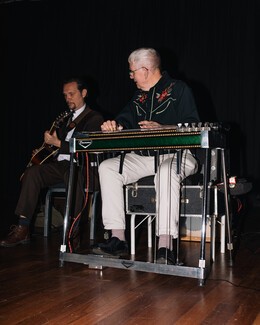 Dave Wilson on guitar and John Davis on steel guitar. Photograph by Mark James
